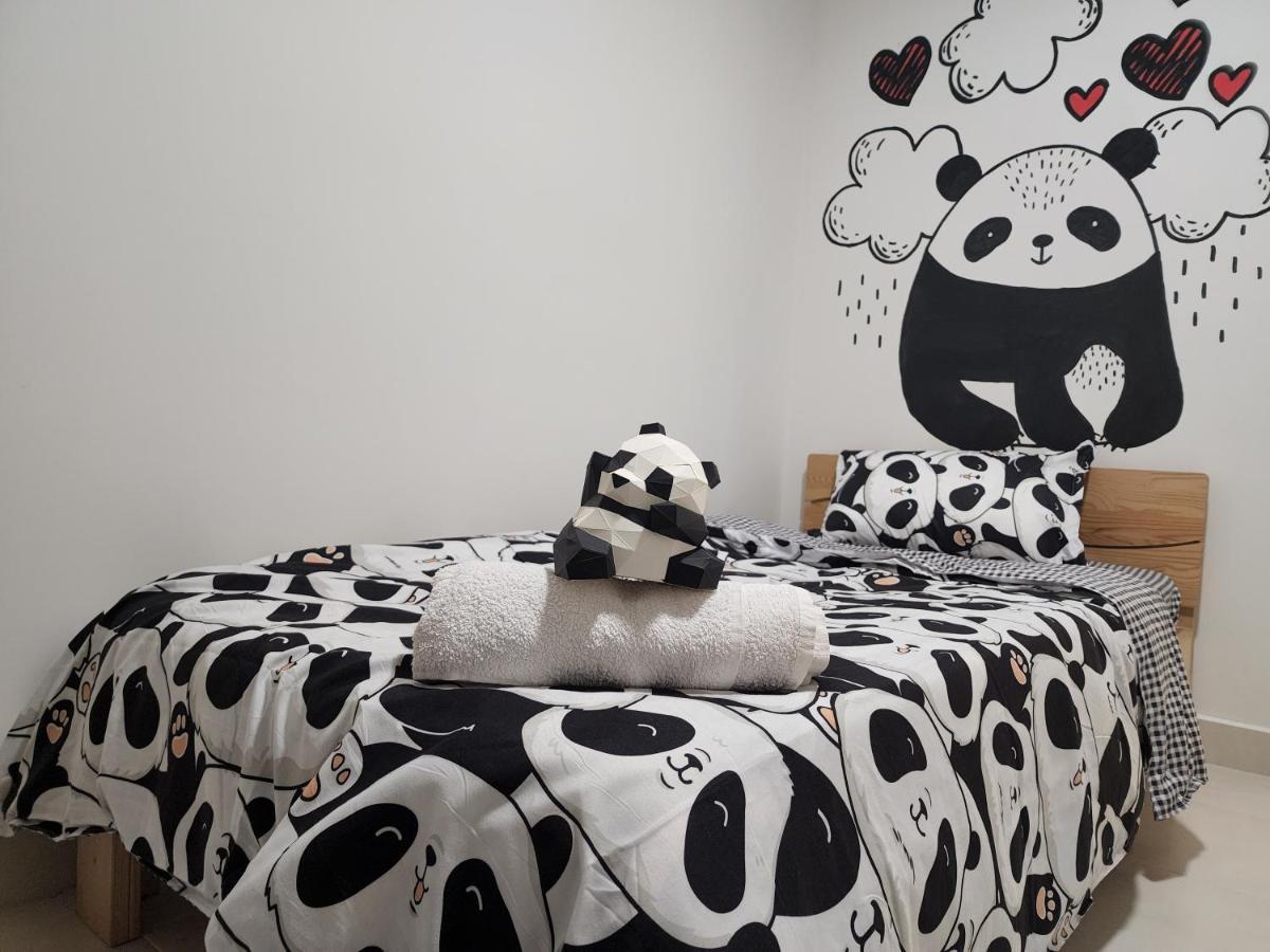 Netflix Panda House 3B2R Rimbayu Kota Kemuning With Atari Games Daire Teluk Panglima Garang Dış mekan fotoğraf
