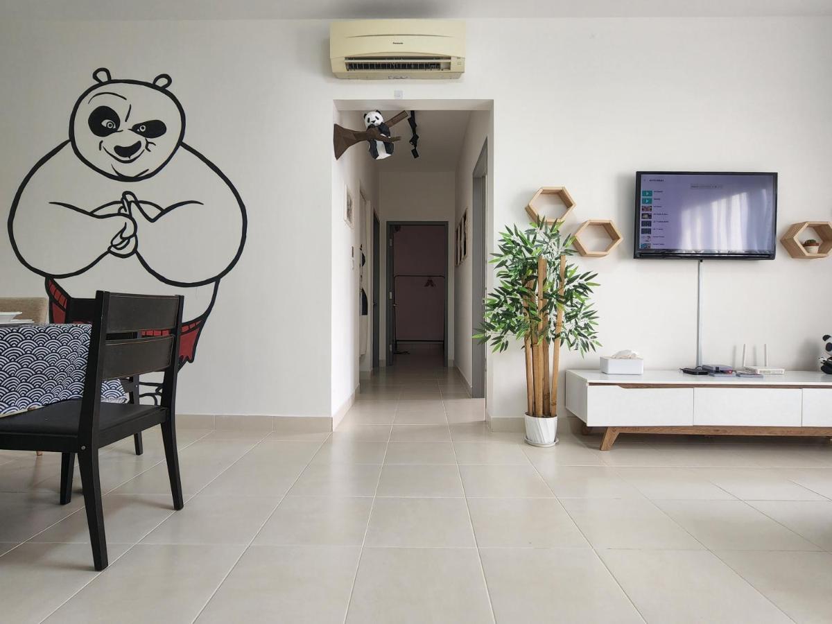 Netflix Panda House 3B2R Rimbayu Kota Kemuning With Atari Games Daire Teluk Panglima Garang Dış mekan fotoğraf
