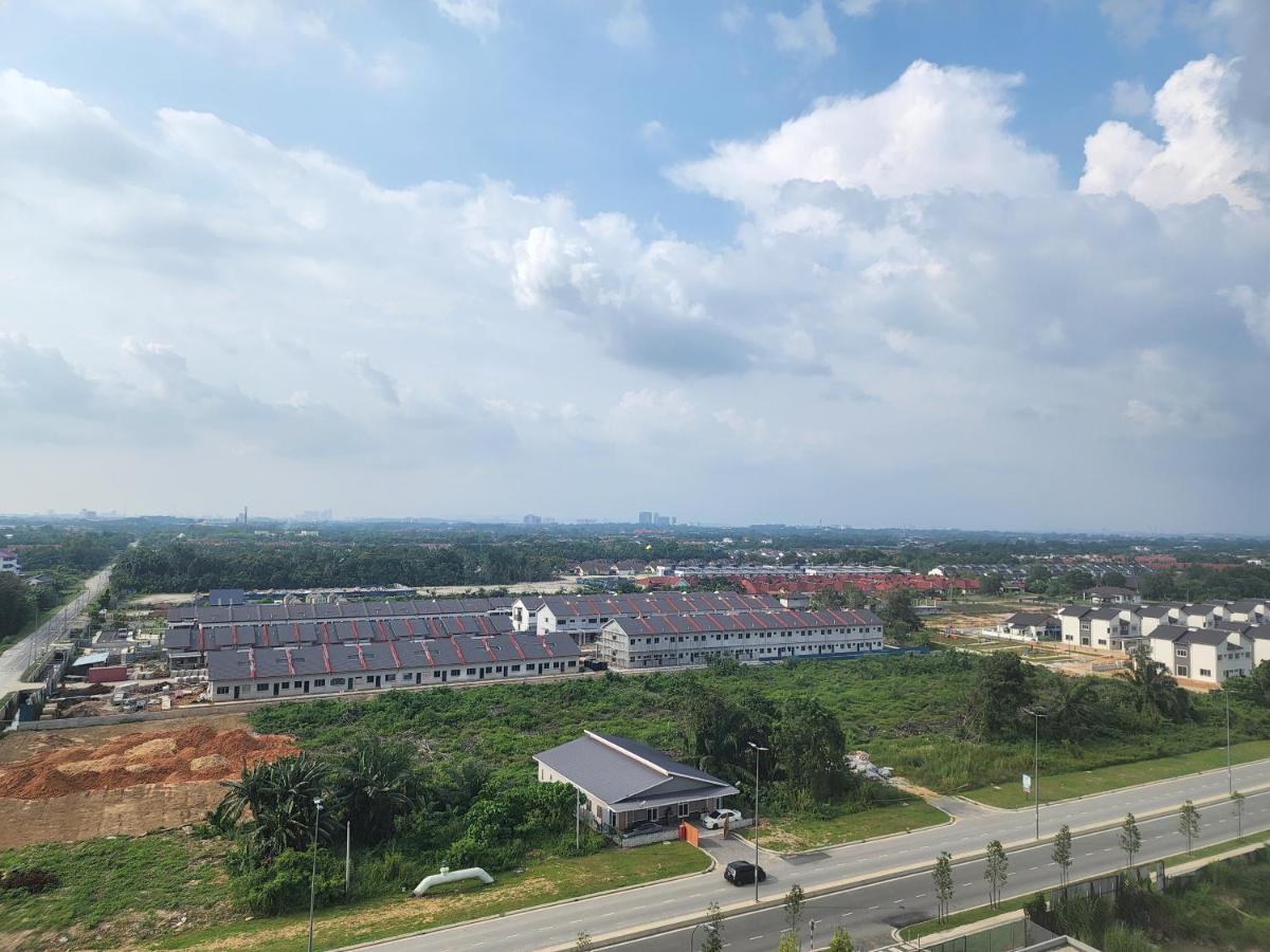 Netflix Panda House 3B2R Rimbayu Kota Kemuning With Atari Games Daire Teluk Panglima Garang Dış mekan fotoğraf